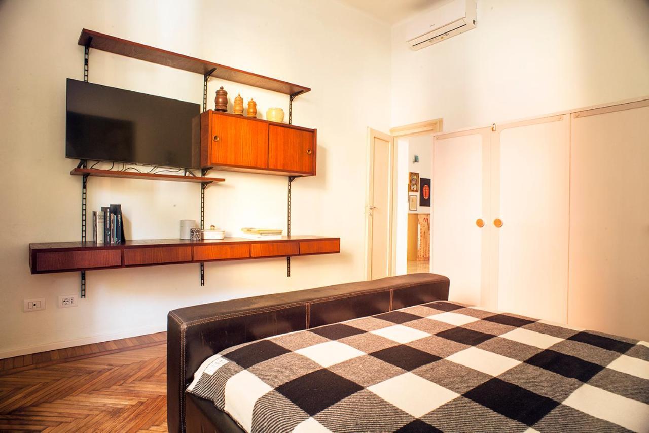 Urban Jungle Apartment Болоня Екстериор снимка