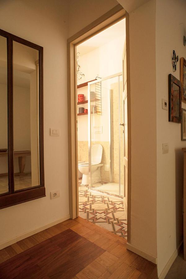 Urban Jungle Apartment Болоня Екстериор снимка