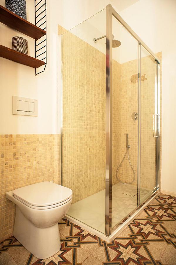 Urban Jungle Apartment Болоня Екстериор снимка