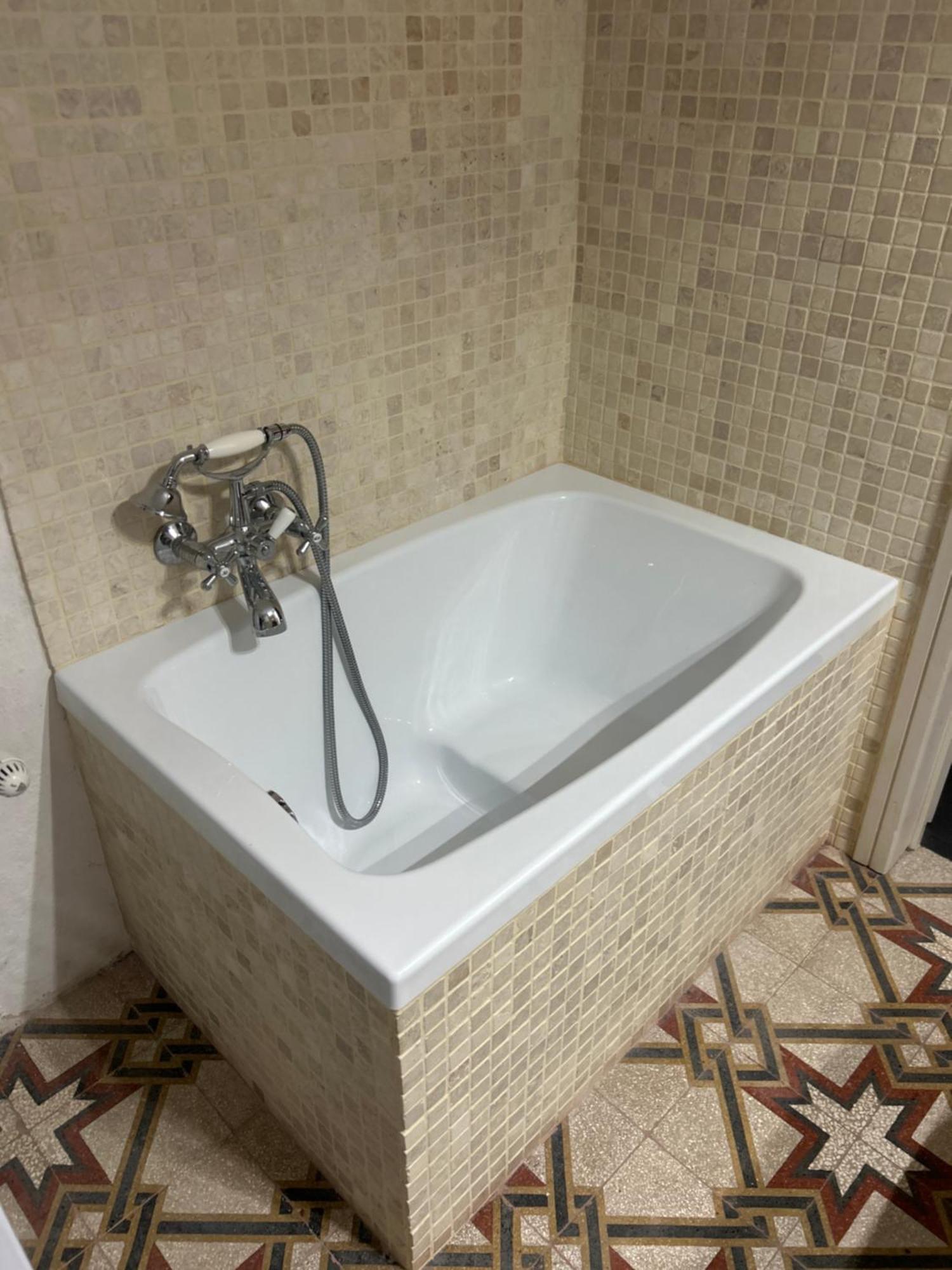 Urban Jungle Apartment Болоня Екстериор снимка